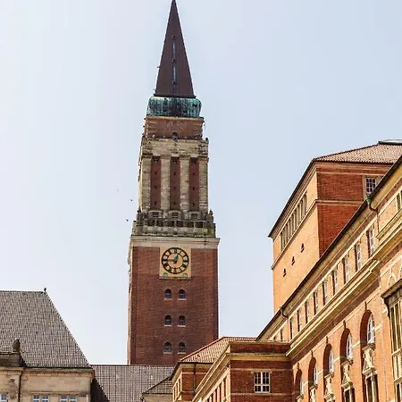 Alles Neu: 1-zi Zentral Am Exerzierpl. 24h-checkin Apartament *