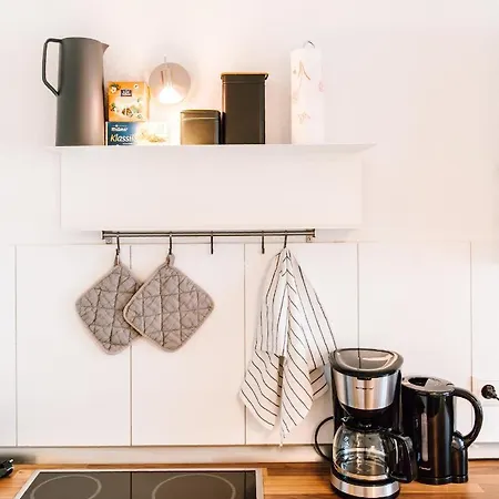 Alles Neu: 1-zi Zentral Am Exerzierpl. 24h-checkin Apartamento *
